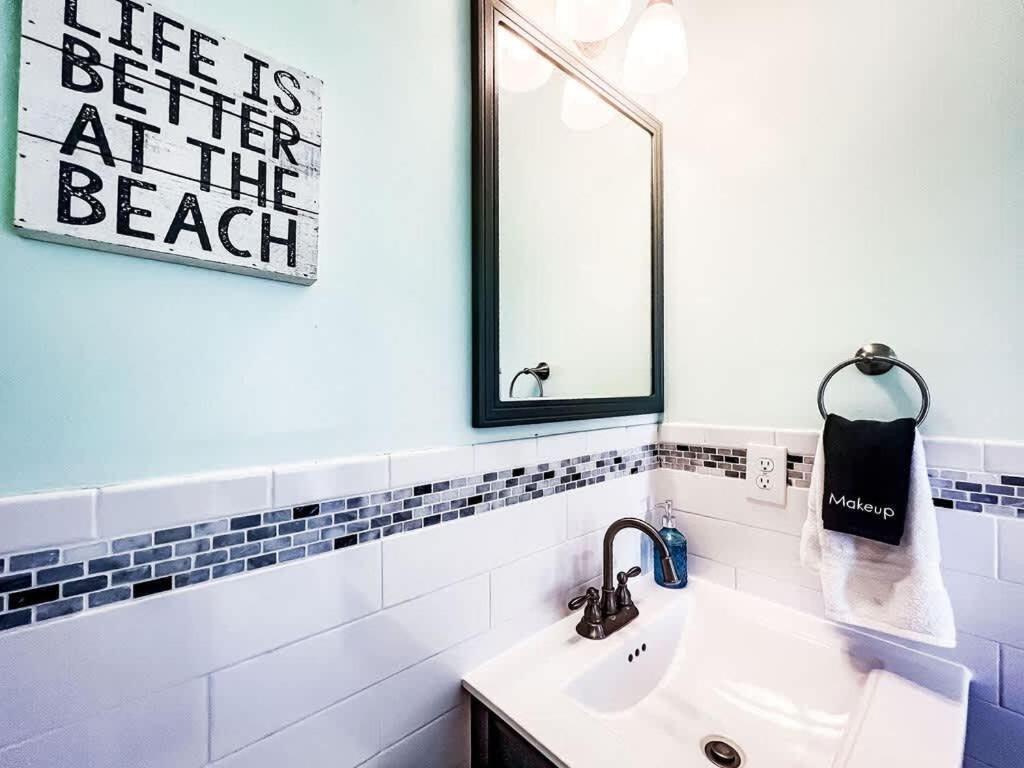 Beach Harbour 17 At The Cb Boardwalk Walk To Everything! Carolina Beach Exterior foto